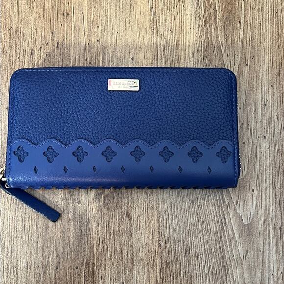 kate spade Handbags - Kate Spade Neda Market Street Accordion Wallet in Blue Pebble Leather